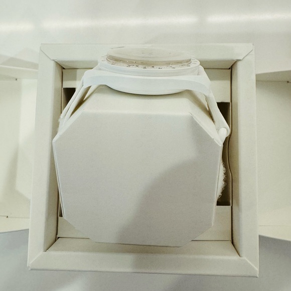 NIB OMEGA X Swatch Snoopy Mission to the Moonphase White - Picture 14 of 16